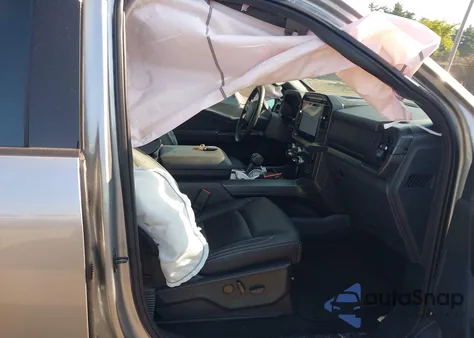 2024 Ford F-150 Xlt z USA, uszkodzony, nr VIN 1FTEW3LP0RFB49890